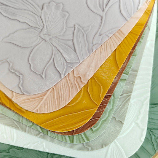 JMT-446666 0.8MM Rose Pattern PU Faux Leather Fabric for Table Mats, Furniture, Clothing, and Wallpaper