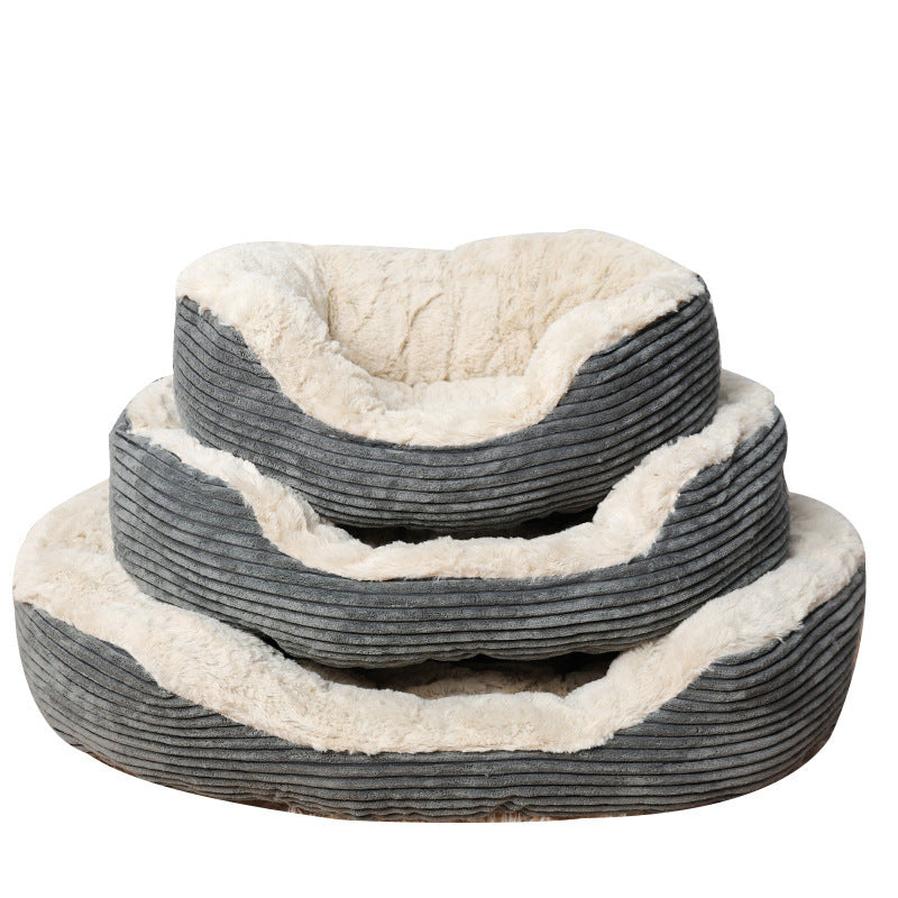 JMT-001546 Cozy Oval Plush Mat for Cats and Dogs - Ideal for Winter Comfort