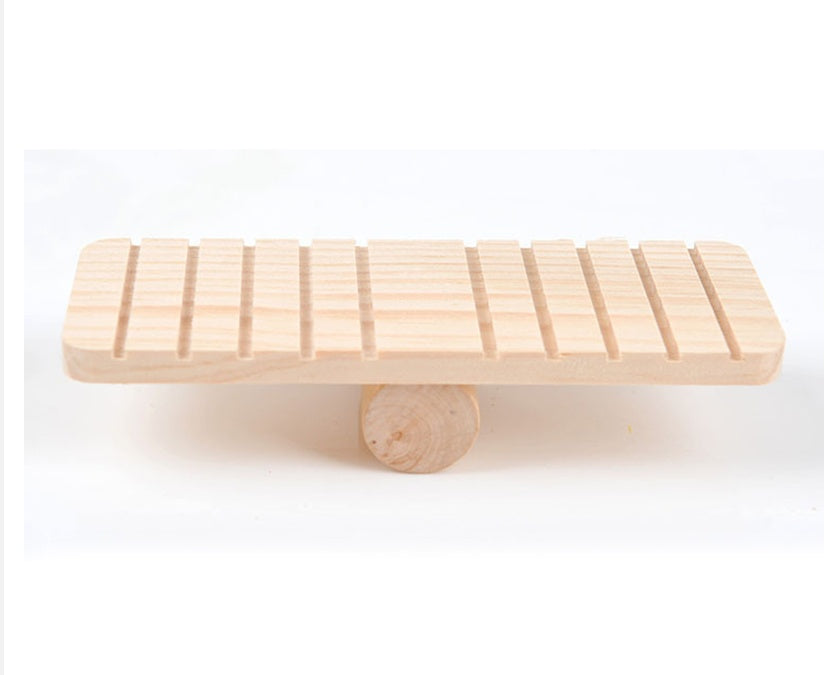 JMT-008138 Natural Wooden Hamster Seesaw for Stress Relief and Exercise