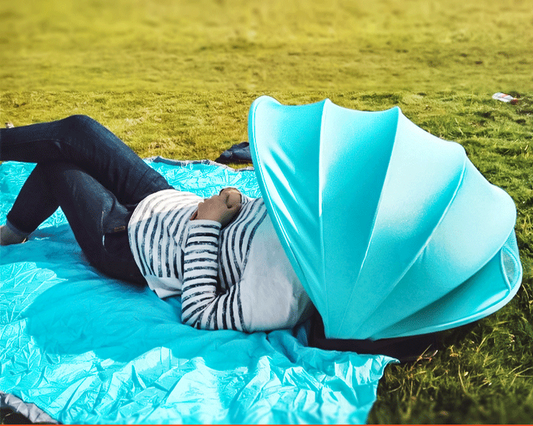JMT-012490 Sunproof Outdoor Beach Umbrella with Adjustable Tilt and Portable Design