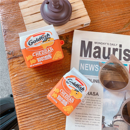 JMT-018698 Creative Silicone Small Fish Biscuit Wireless Earphone Cover for Apple Headsets