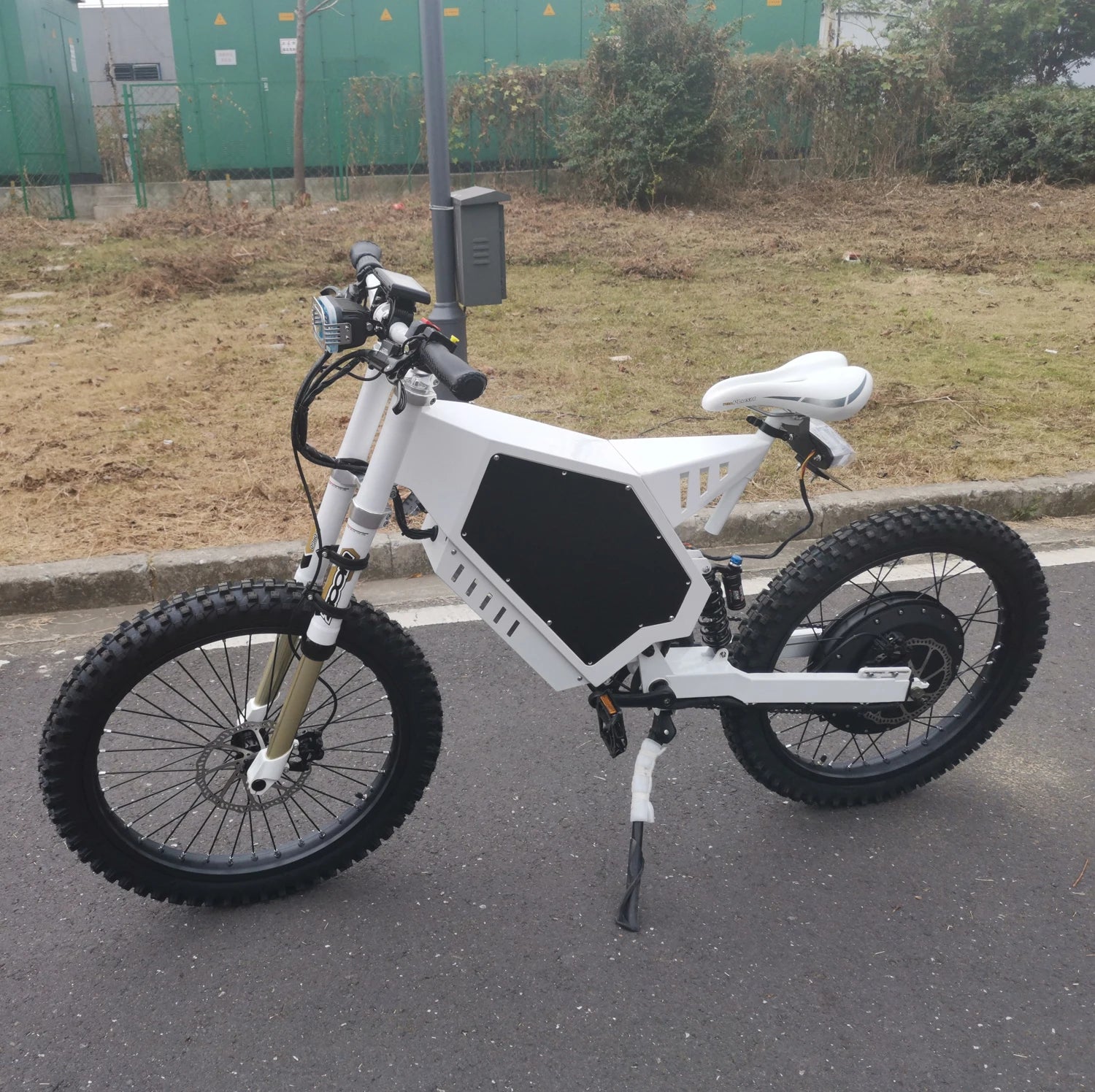 JMT-022730 12.5KW Electric Dirt Bike - 74V 55AH Mountain Bike with Powerful Performance and Speed , Top Speed 27.9 mph
