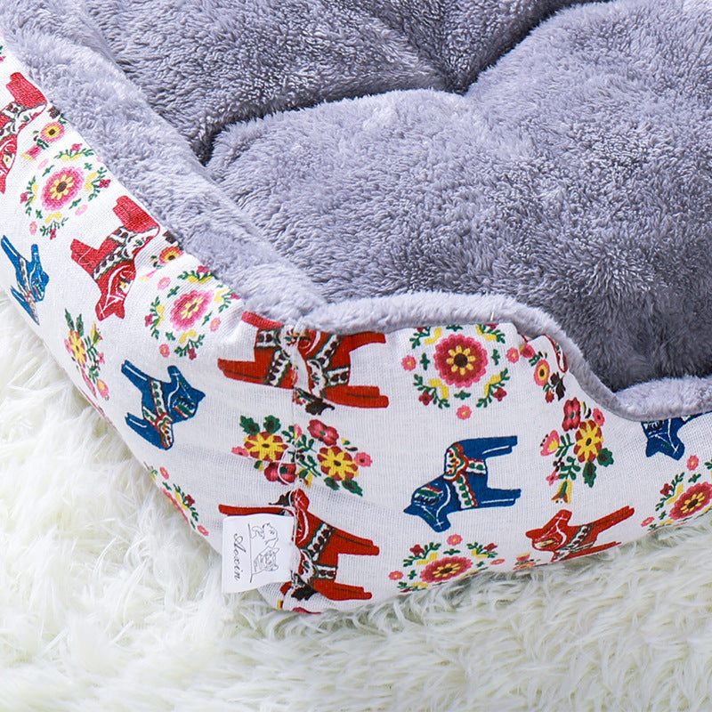 JMT-040074 Cozy Plush Pet Bed for Dogs and Cats - Various Sizes with Waterproof Bottom and Non-Slip Design