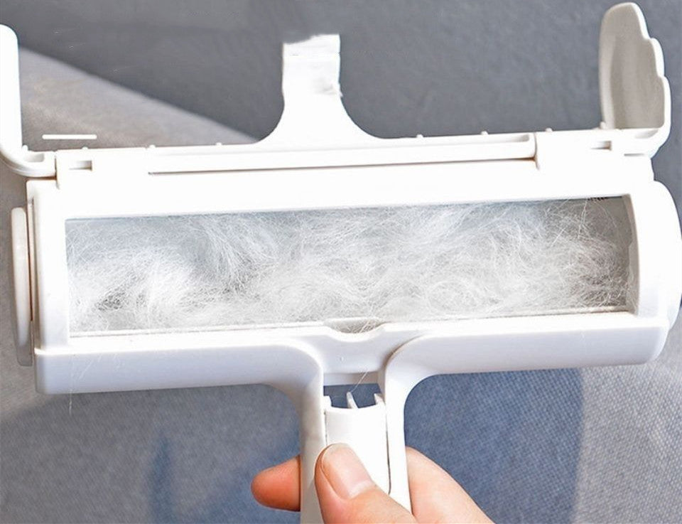 JMT-047754 Pet Roller Cleaning Brush - Effective Fur Remover for Clothing and Furniture, White