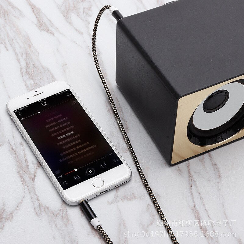 JMT-055754 Mobile Phone Aux Audio Cable - Gold Plated Nylon & Copper Connection