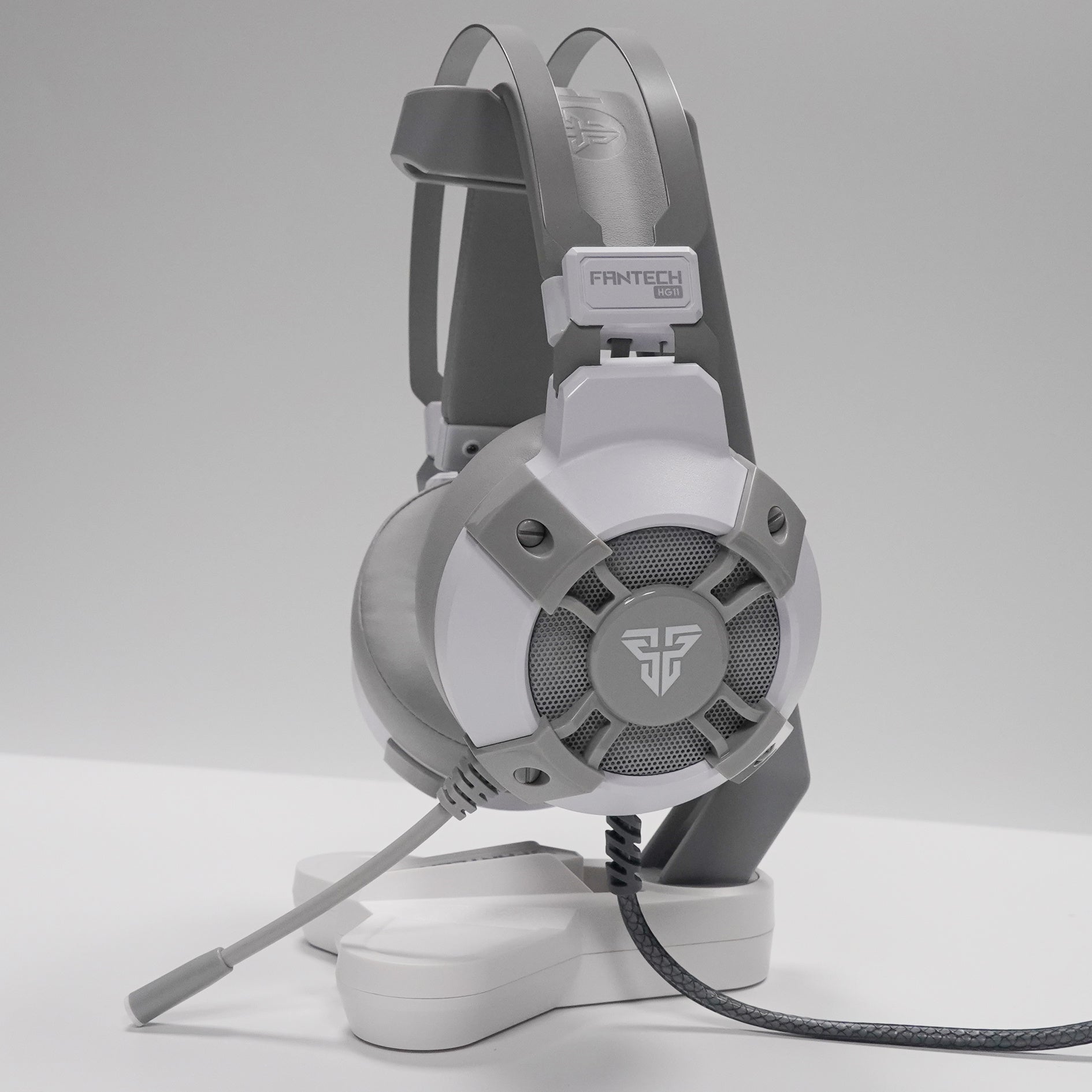 JMT-060170 Professional Gaming Headset with RGB Lights and True 7.1 Surround Sound
