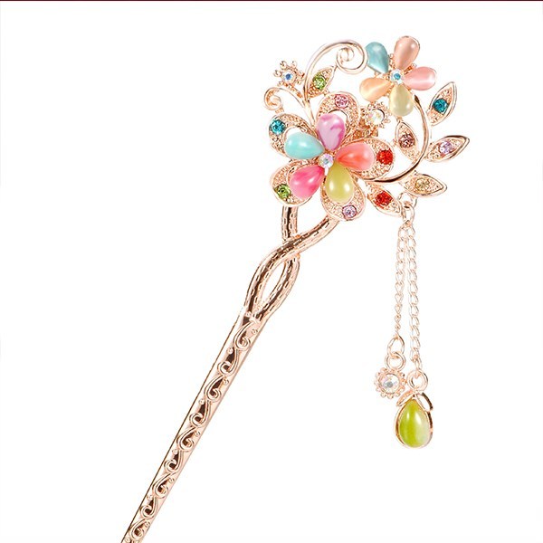 JMT-061706 Korean Bride's Fringe Hair Iron with Decorative Hairpins in Various Floral Designs