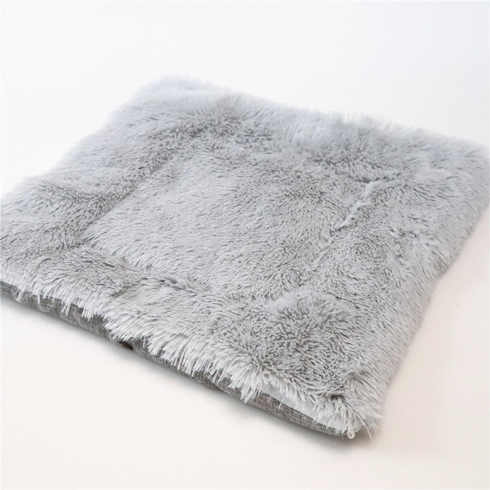 JMT-076298 Convertible Plush Pet Mat - Soft and Machine Washable Cat Bed, Dual-Use Design, Easy to Fold, Modern White and Gray Style