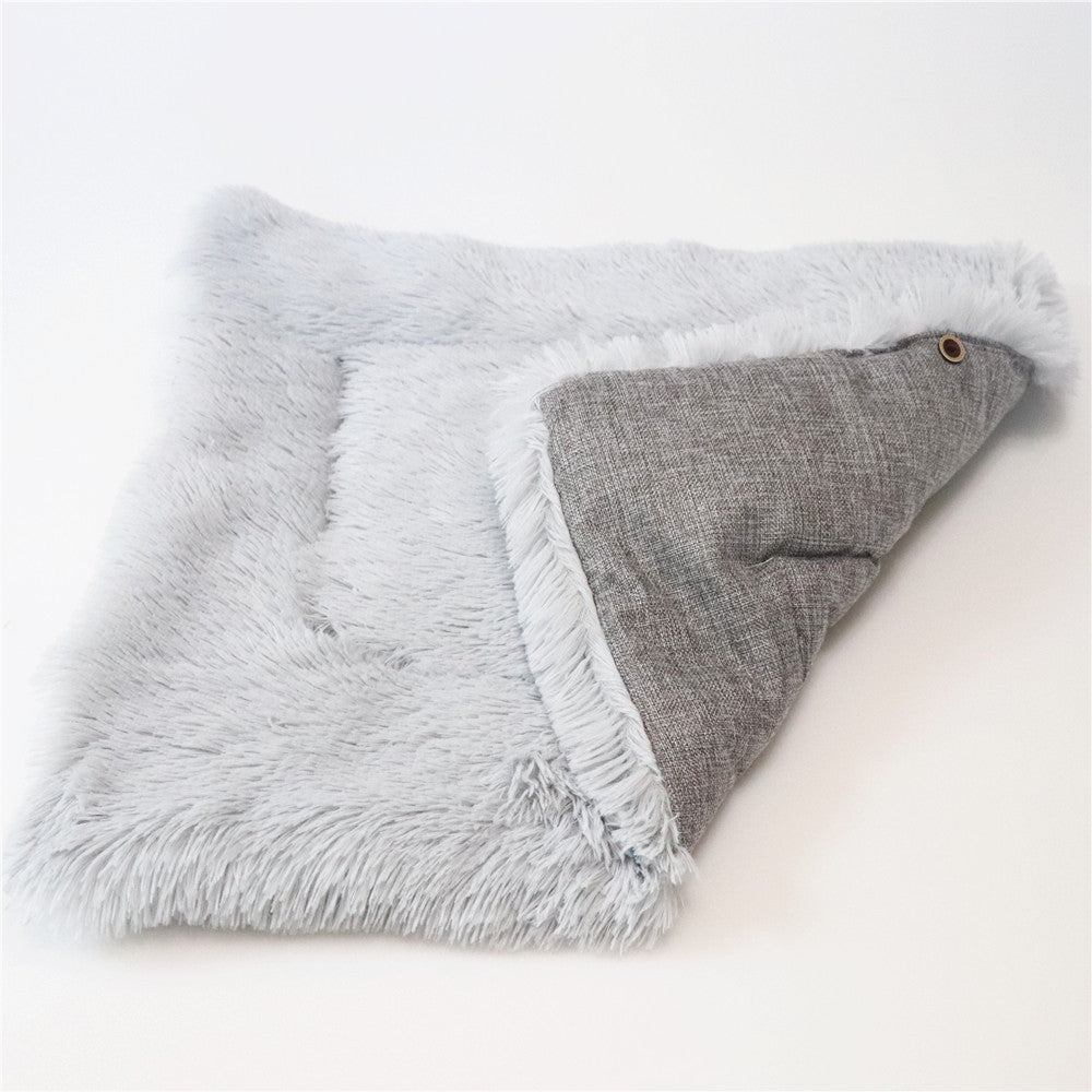 JMT-076298 Convertible Plush Pet Mat - Soft and Machine Washable Cat Bed, Dual-Use Design, Easy to Fold, Modern White and Gray Style