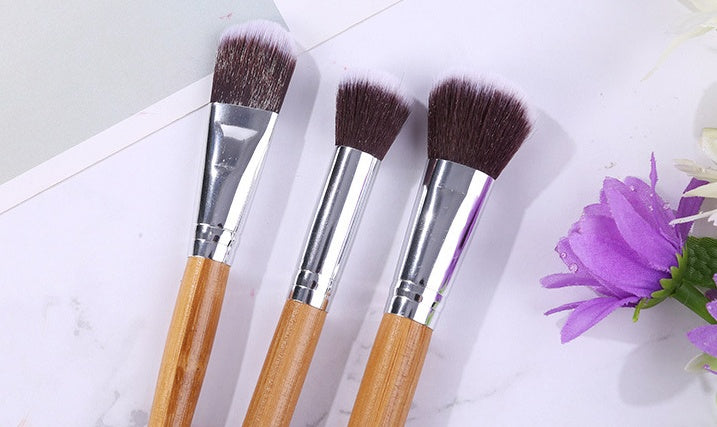 JMT-077258 11-Piece Bamboo Handle Makeup Brush Set with Linen Bag for Blush and Foundation Application