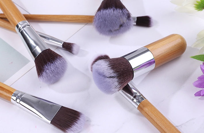 JMT-077258 11-Piece Bamboo Handle Makeup Brush Set with Linen Bag for Blush and Foundation Application