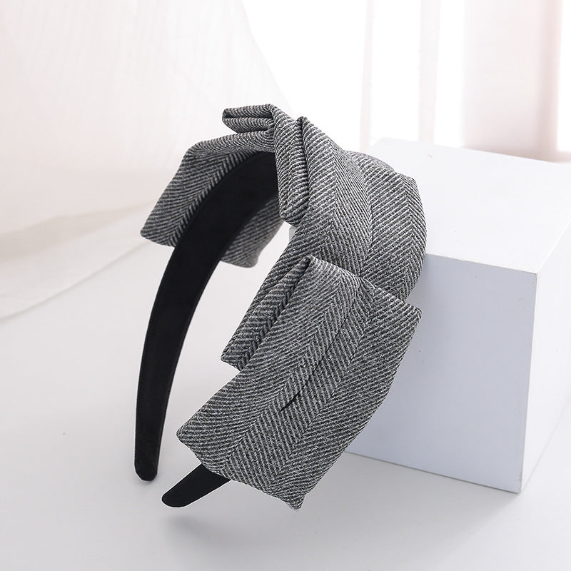 JMT-087562 Striped Flannel Headband for Women - Non-Slip Fabric Hairpin in Red, Grey, and Beige
