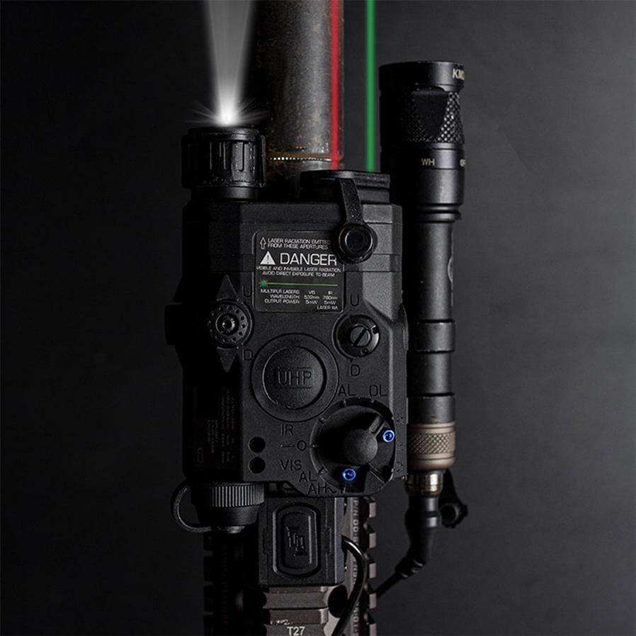 JMT-092682 Full-featured Simulation Light with Infrared Illuminator and Dual Laser Options