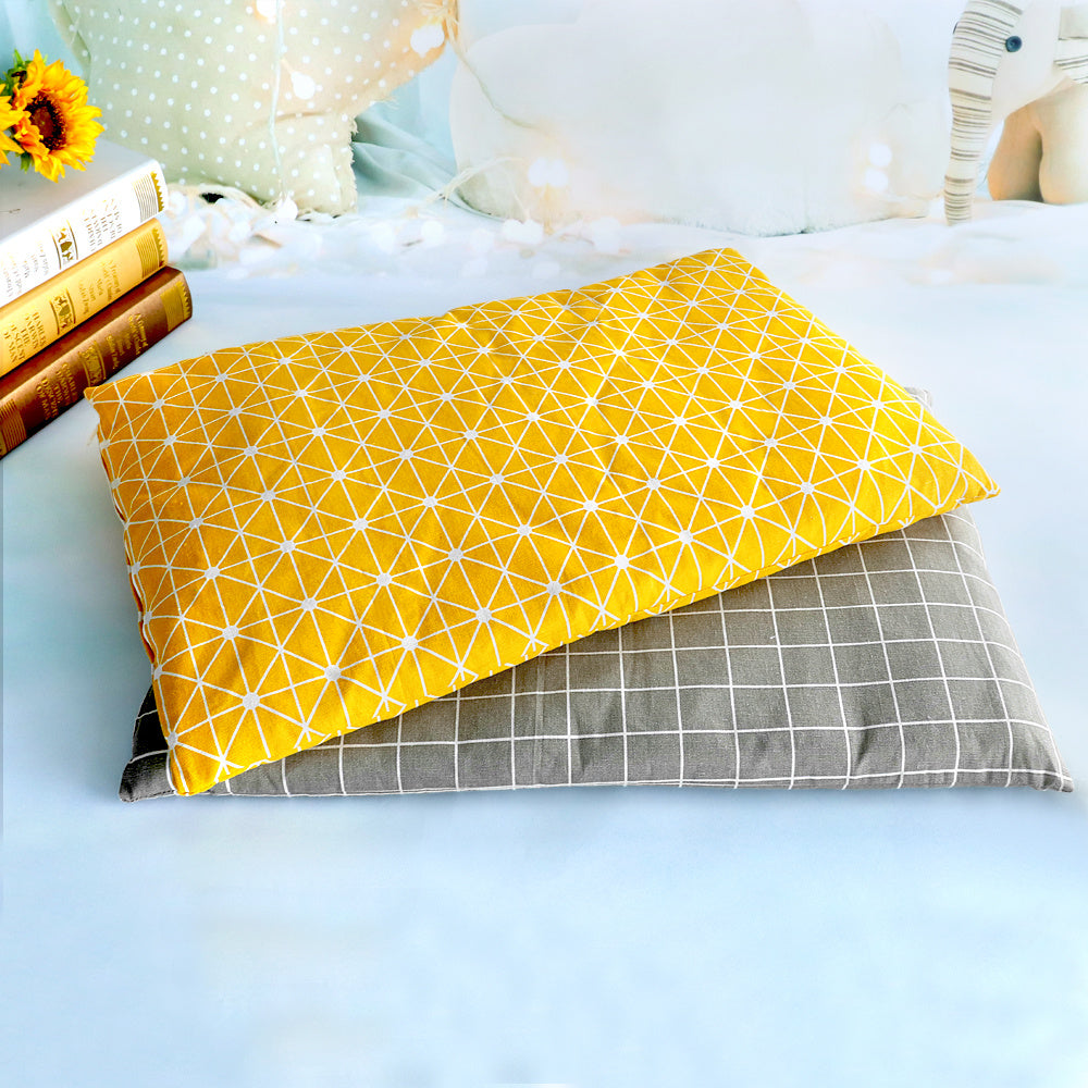 JMT-106762 All-Season Removable and Washable Breathable Sleeping Mat for Pets - Available in Multiple Sizes