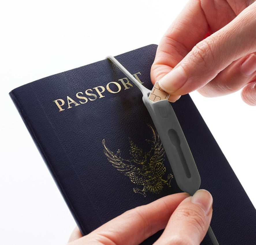 JMT-108938 Portable Silicone Card Holder with Anti-Lost Design - Available in Green Gray and Yellow Powder