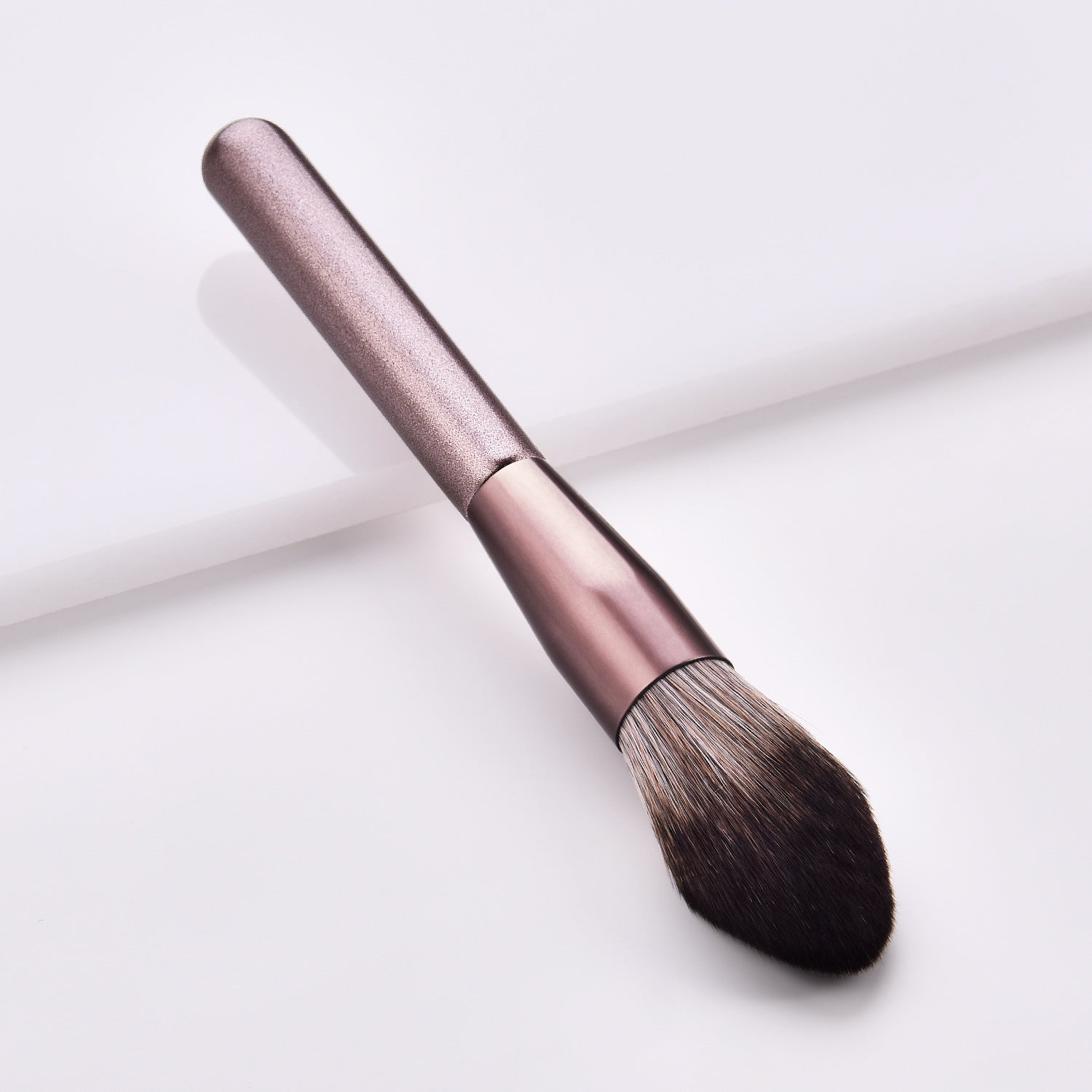 JMT-110026 12-Piece Makeup Brush Set with Nylon Bristles and Long Wooden Handles