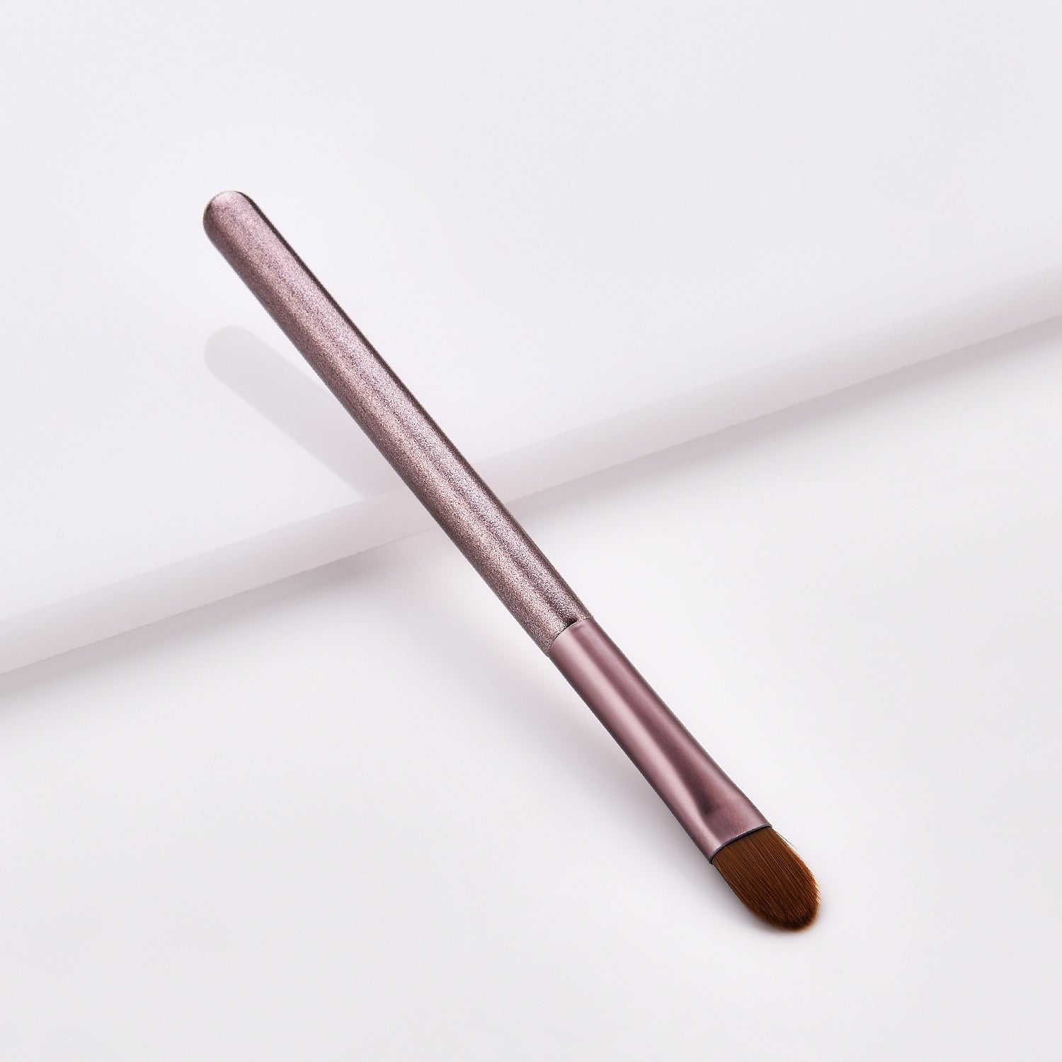 JMT-110026 12-Piece Makeup Brush Set with Nylon Bristles and Long Wooden Handles