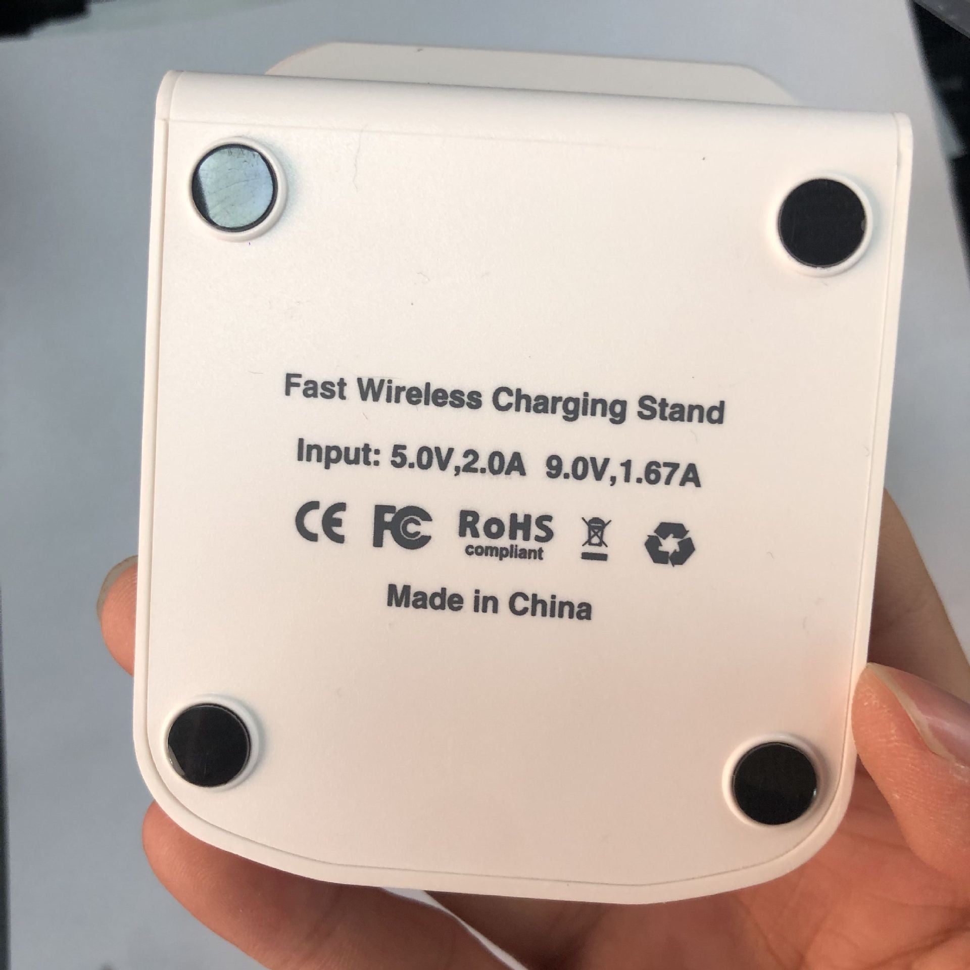 JMT-120650 Vertical Bracket Dual Coil Wireless Charger - 10W Fast Charging, QI Standard, Compatible with Various Devices