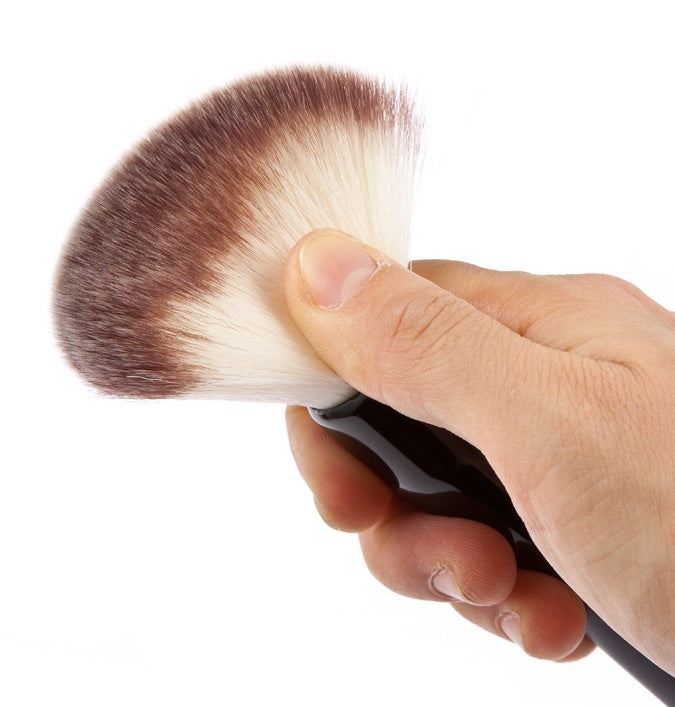 JMT-125834 Flower Face Makeup Brush with Wooden Handle and Rayon Nylon Hair for Blush and Eyeshadow Touchups