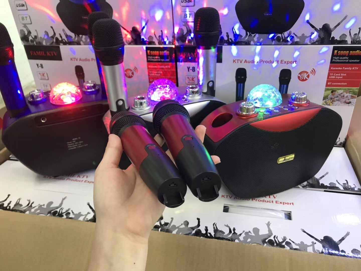 JMT-140554 Family Karaoke Microphone Y-8 with Live Broadcast Function and USB Power Supply