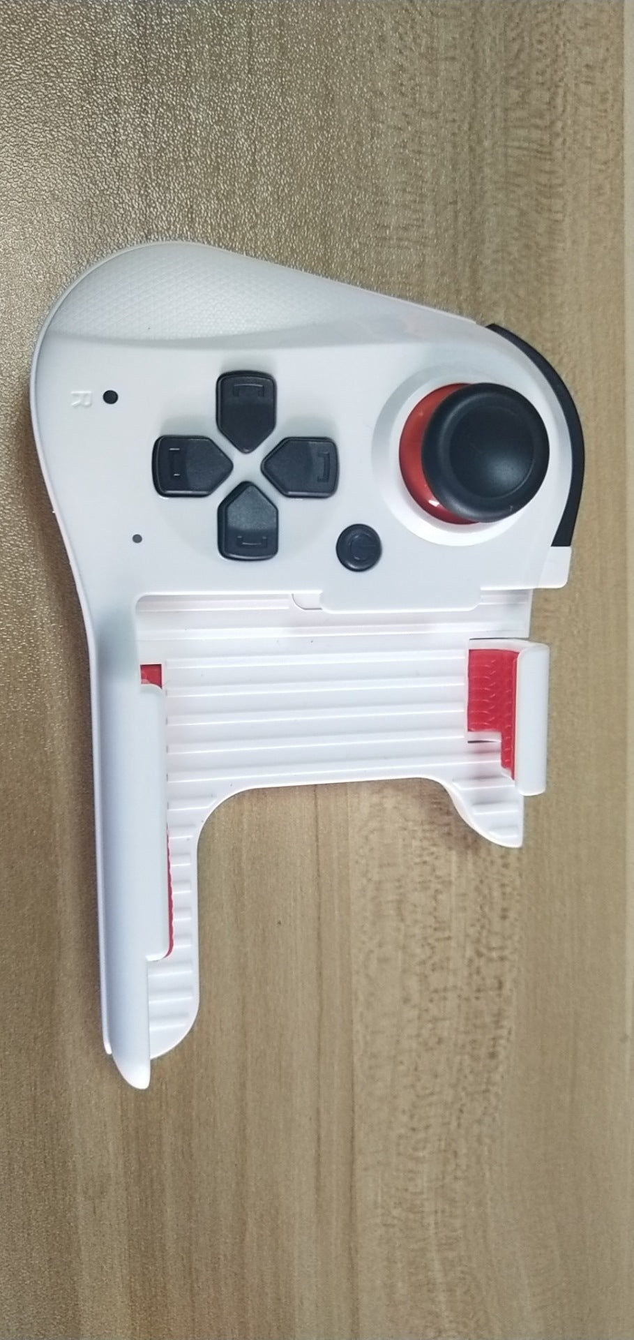 JMT-142986 Gaming Mobile Device Controller for Android - Magic Carter 058 Chicken-eating Artifact