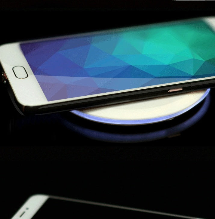 JMT-153418 Ultra-Thin Wireless Charger, 5W/10W Fast Charging, USB Interface, Black & White Options