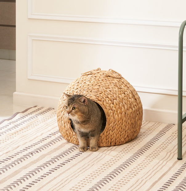 JMT-154890 Natural Water Hyacinth Woven Circular Cat Bed with Handle - 18"x18"x18" - Eco-Friendly Design