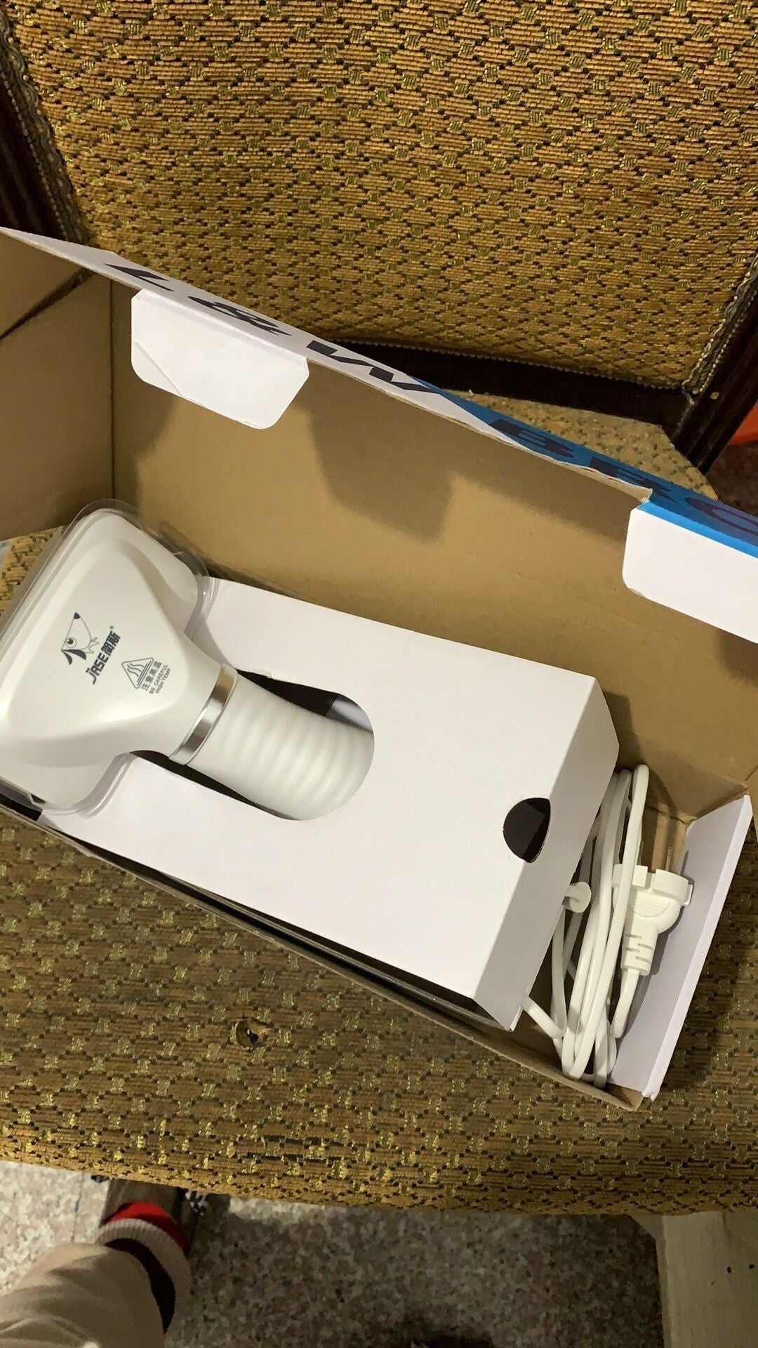 JMT-162762 Pet Hair Remover Comb with Fine Needle and Sticky Bead Technology