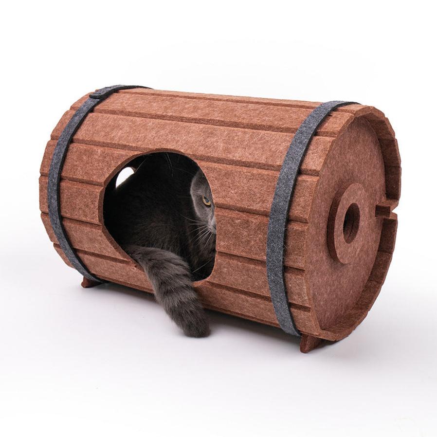 JMT-166538 Assembled Wine Barrel Designed Pet Bed with Felt Board for Cats