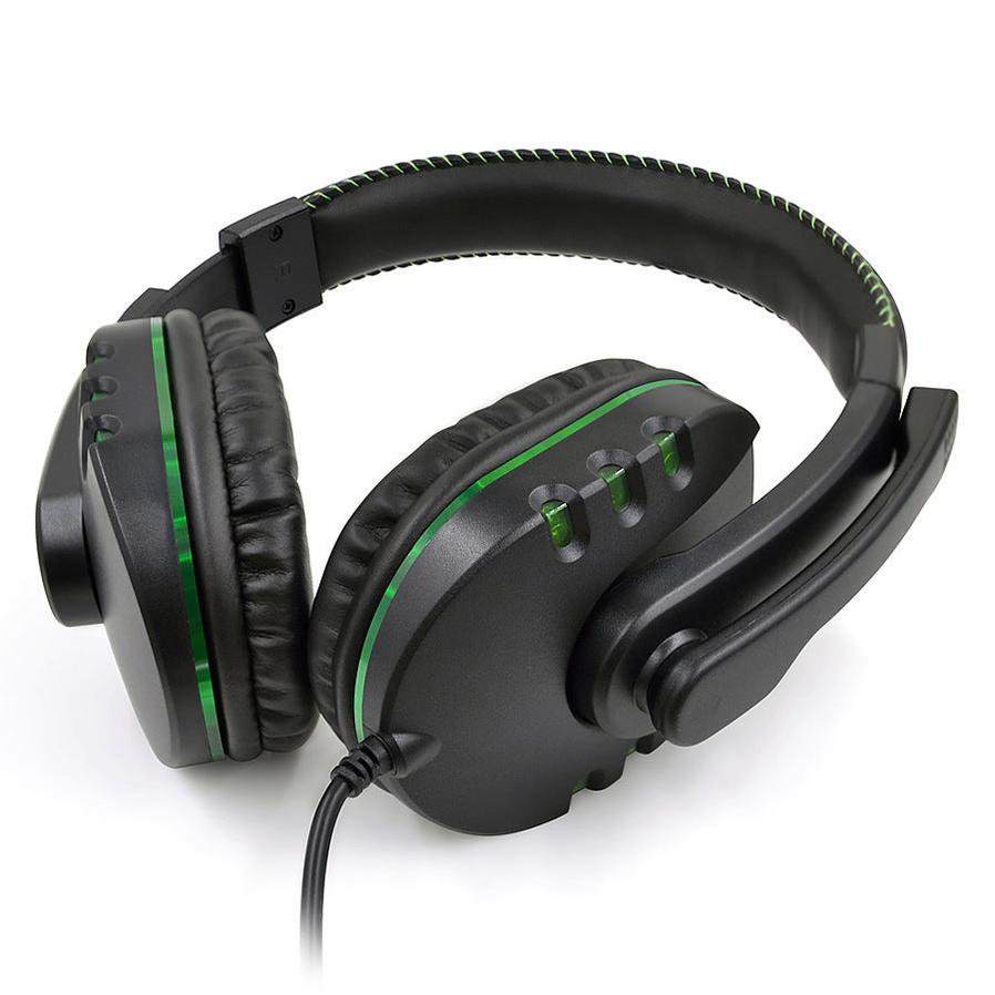 JMT-166730 Wired Gaming Headset with LED Lighting and Microphone - Model AMD-06