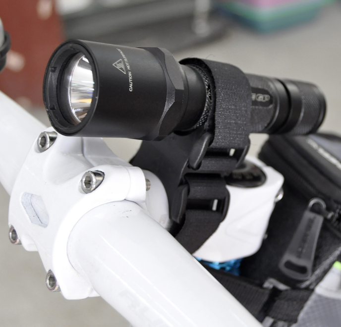 JMT-174346 LED Flashlight Strap for Bicycles - Adjustable and Durable Bike Accessory