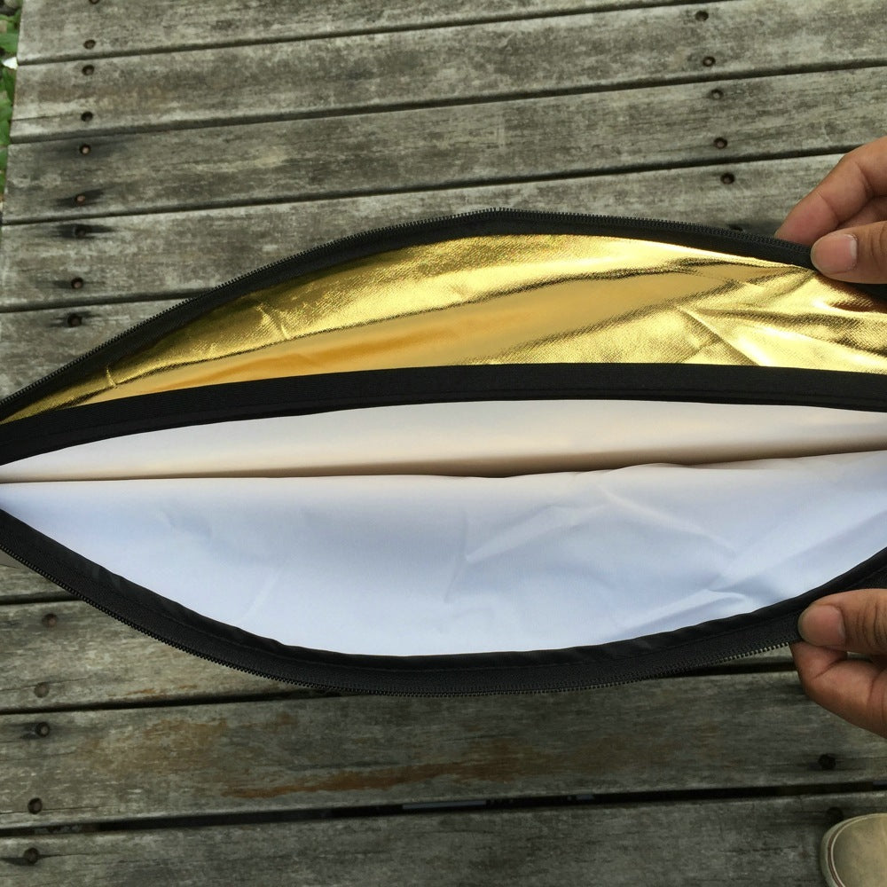 JMT-176970 5-in-1 Folding Reflector with Gold, Silver, White, Black, and Soft Light for Photography
