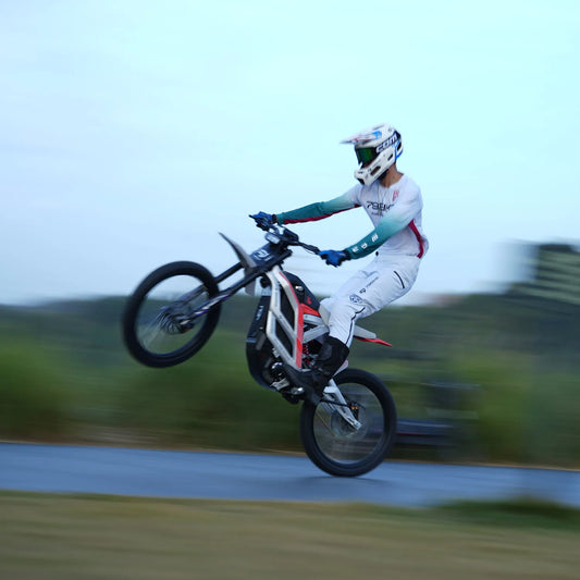 JMT-177354 High-Powered 8500W Electric Dirt Bike for Mountain and Off-Road Adventures , Top Speed 27.9 mph