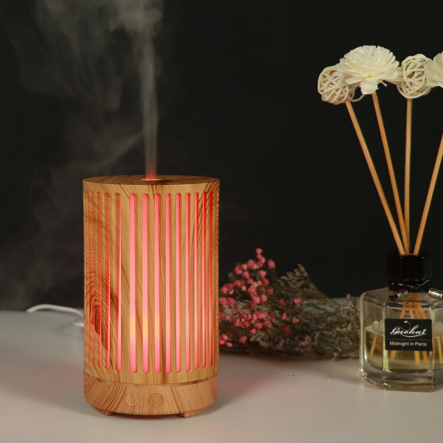 JMT-187146 Hollowed Wood Pattern Aromatherapy Humidifier for Relaxation and Comfort