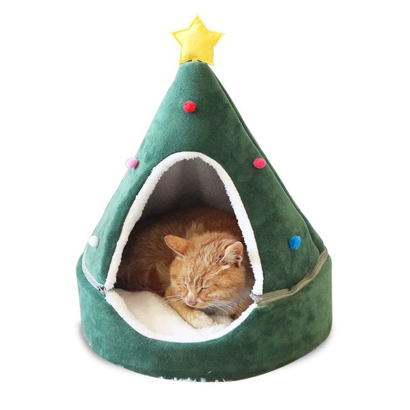 JMT-188106 Cozy Christmas Tree Pet Bed - Warm Winter Nest for Cats and Dogs in Green