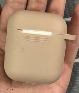 JMT-189450 AirPods 1 & 2 Silica Gel Clamshell Case with Hook and Anti-Loss Rope