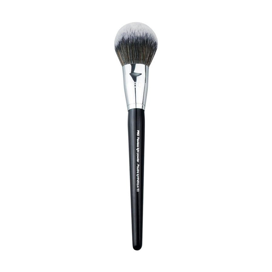JMT-190218 Peach Shape Loose Powder Brush with Wooden Handle for Blush Application