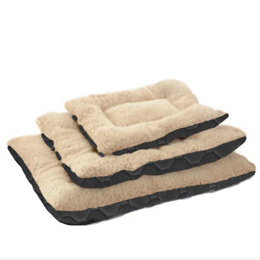 JMT-207370 Three-Layer Breathable Pet Mat for Rapid Sweat Absorption and Warmth