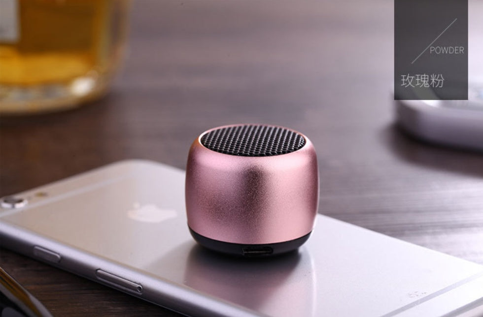 JMT-230794 Portable Bluetooth Speaker with 6-Hour Playtime and 10m Transmission Range - Compact Plastic Design with Accessories