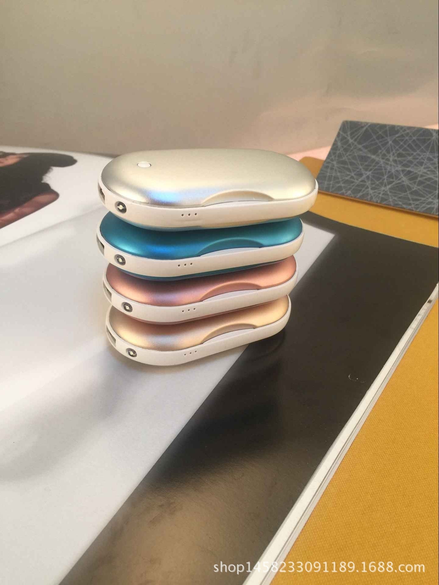 JMT-231946 4-in-1 Hand Warmer and Power Bank with Massage Function and LED Light