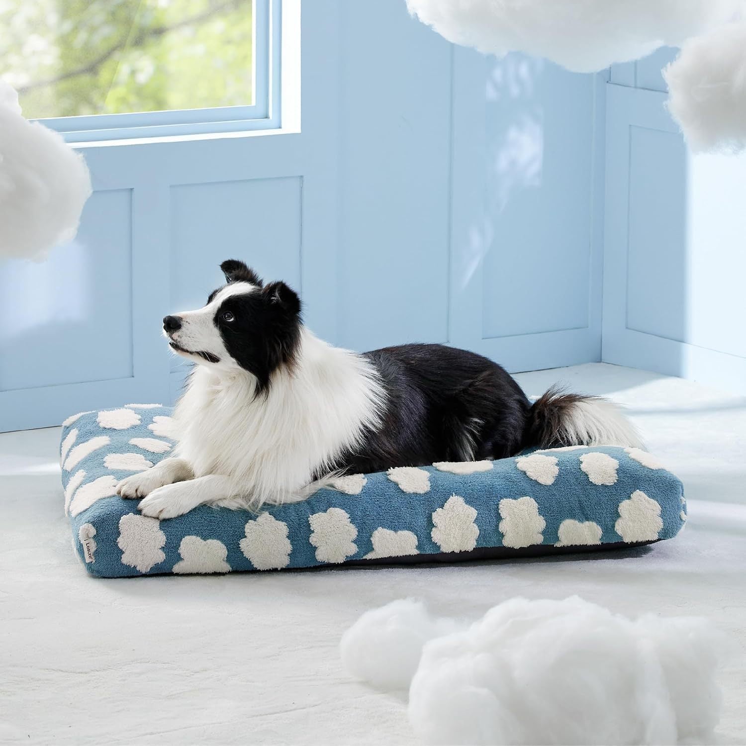 JMT-235530 Chic Large Dog Bed with Thick Shredded Foam and Removable Cover for Indoor and Outdoor Use