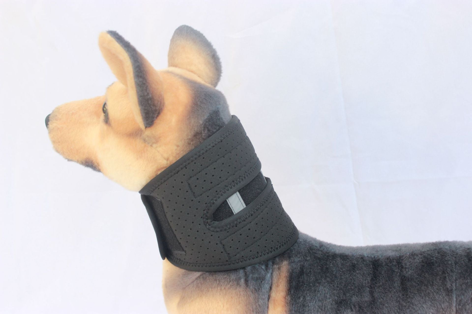 JMT-252682 Cervical Neck Support Brace for Dogs - Breathable Fabric with Reflective Strip, Multi-Size for Injury Recovery