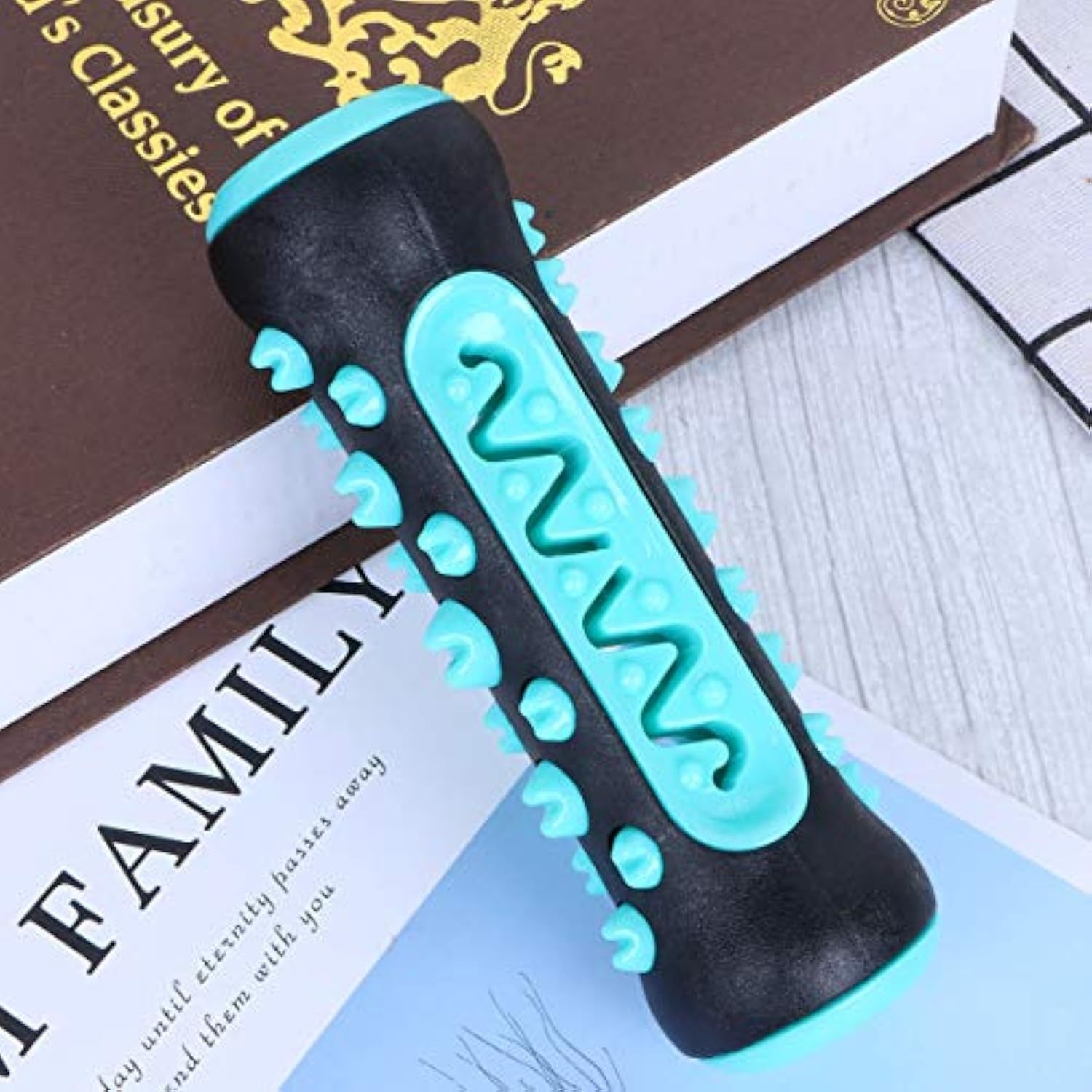 JMT-274570 Natural Rubber Dog Toothbrush Chew Toy for Dental Care and Teething Relief