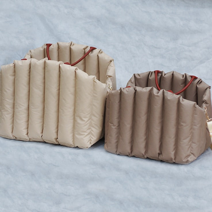 JMT-281994 Cozy Oversized Winter Outerwear Handbag for Pets Outings