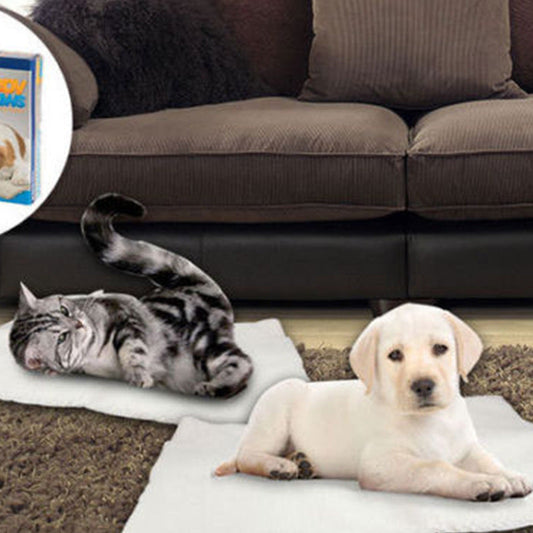 JMT-305674 Self-Heating Pet Mat for Cats and Dogs - Hand Sewn with Lamb Hair and Tin Foil, Available in Small and Large Sizes