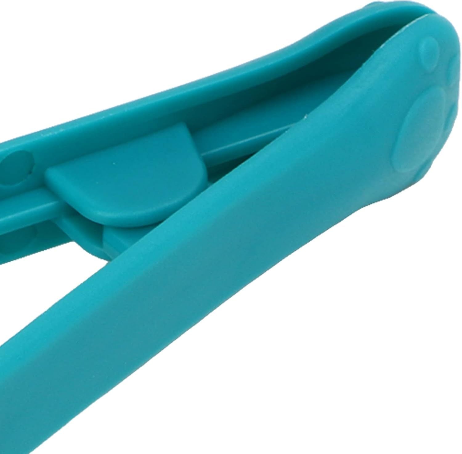 JMT-306442 Gentle Tear Stain Remover with Soft Rubber Eye Comb for Cats and Dogs