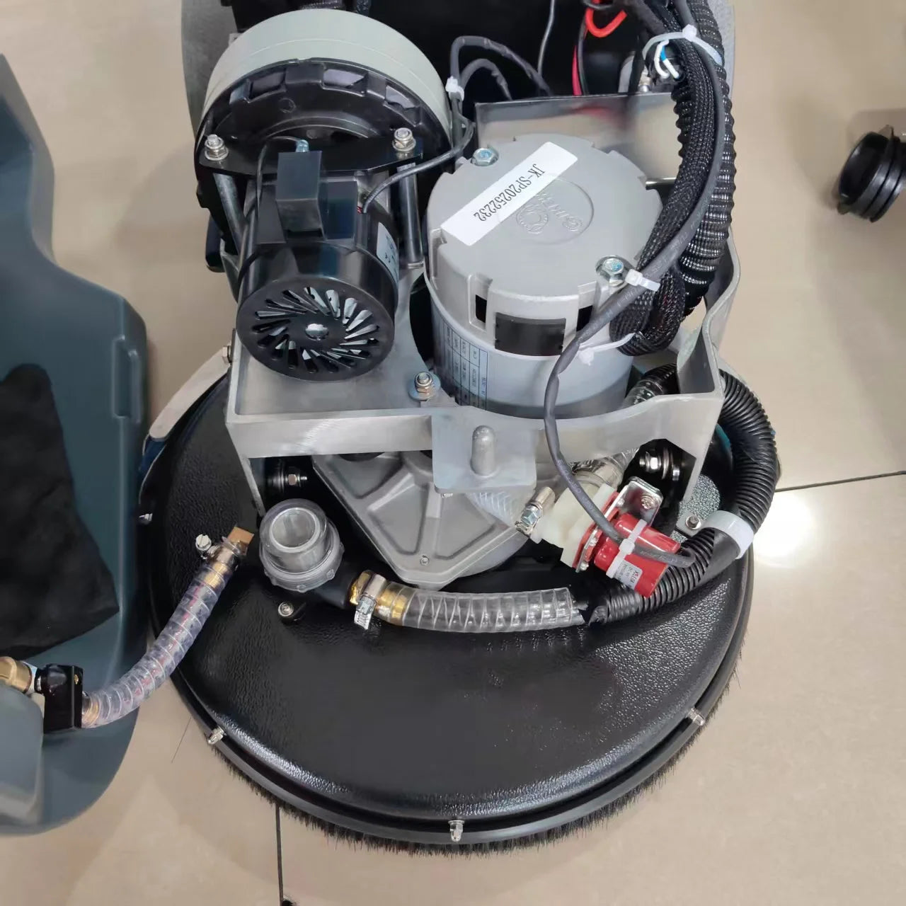 JMT-306826 Hand Held Small Floor Scrubber KUER KR-XS15D Industrial Cleaning Equipment