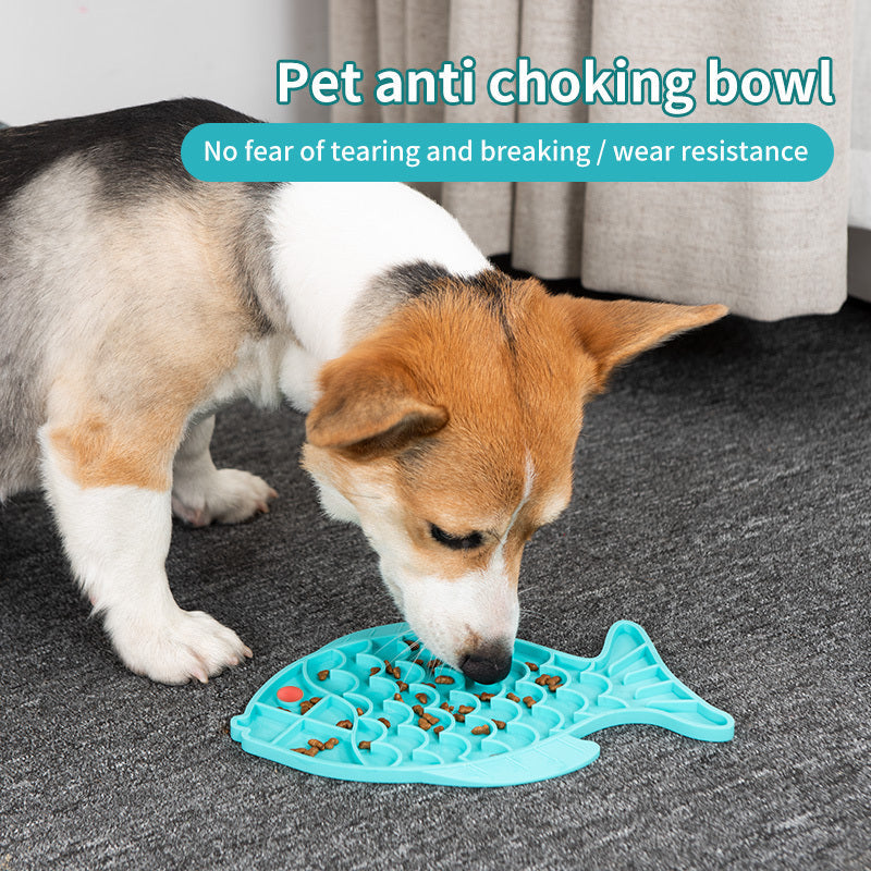 JMT-323338 Fish-Shaped Silicone Slow Feeding Mat for Dogs and Cats - Licking Plate and Dinner Bowl