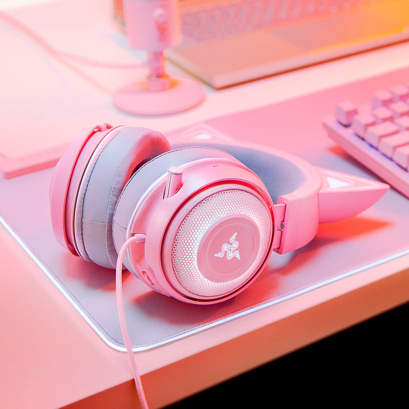 JMT-327114 Glowing Cat Ear Wired Headphones with Universal USB Connector