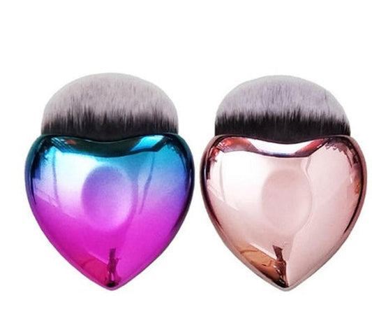 JMT-340554 Heart-Shaped Makeup Foundation Brush for Blending and Blush Application